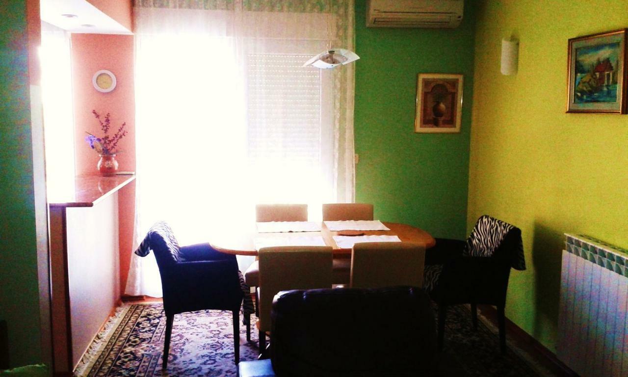 Apartmani Komunela Умаг Экстерьер фото